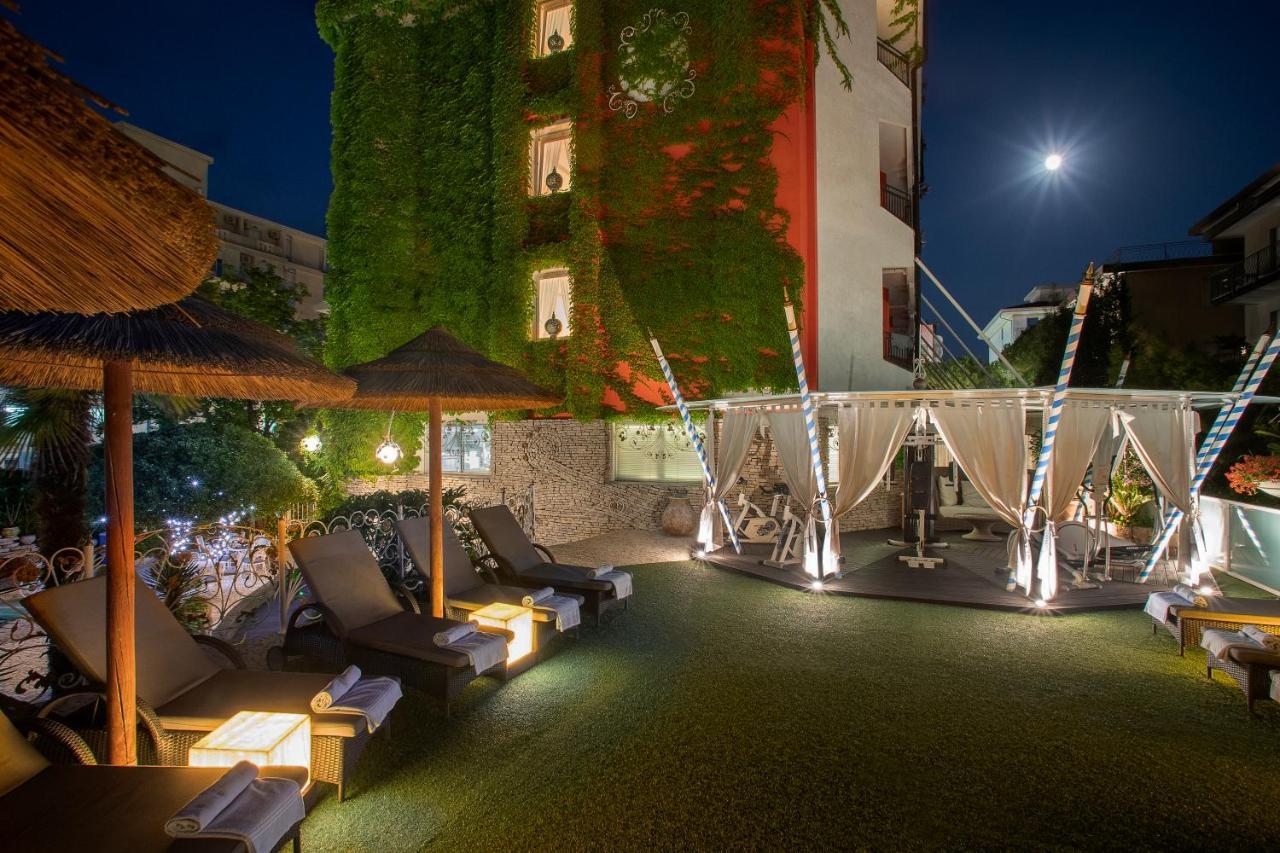 Hotel Milton Lido di Jesolo Esterno foto