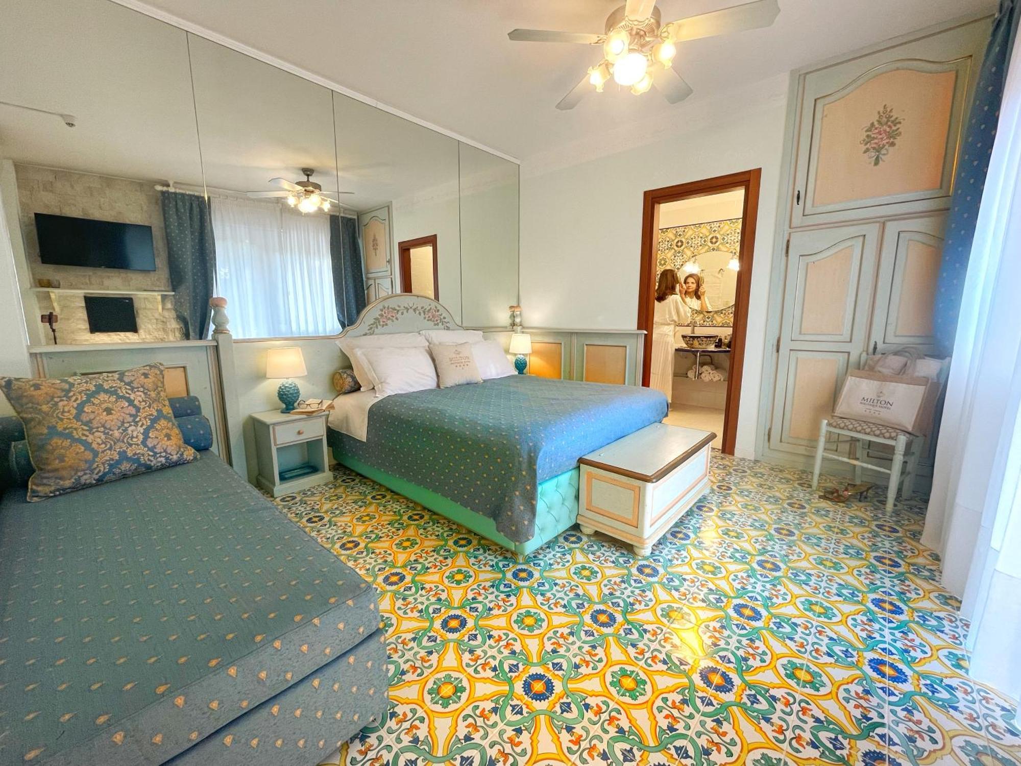 Hotel Milton Lido di Jesolo Esterno foto