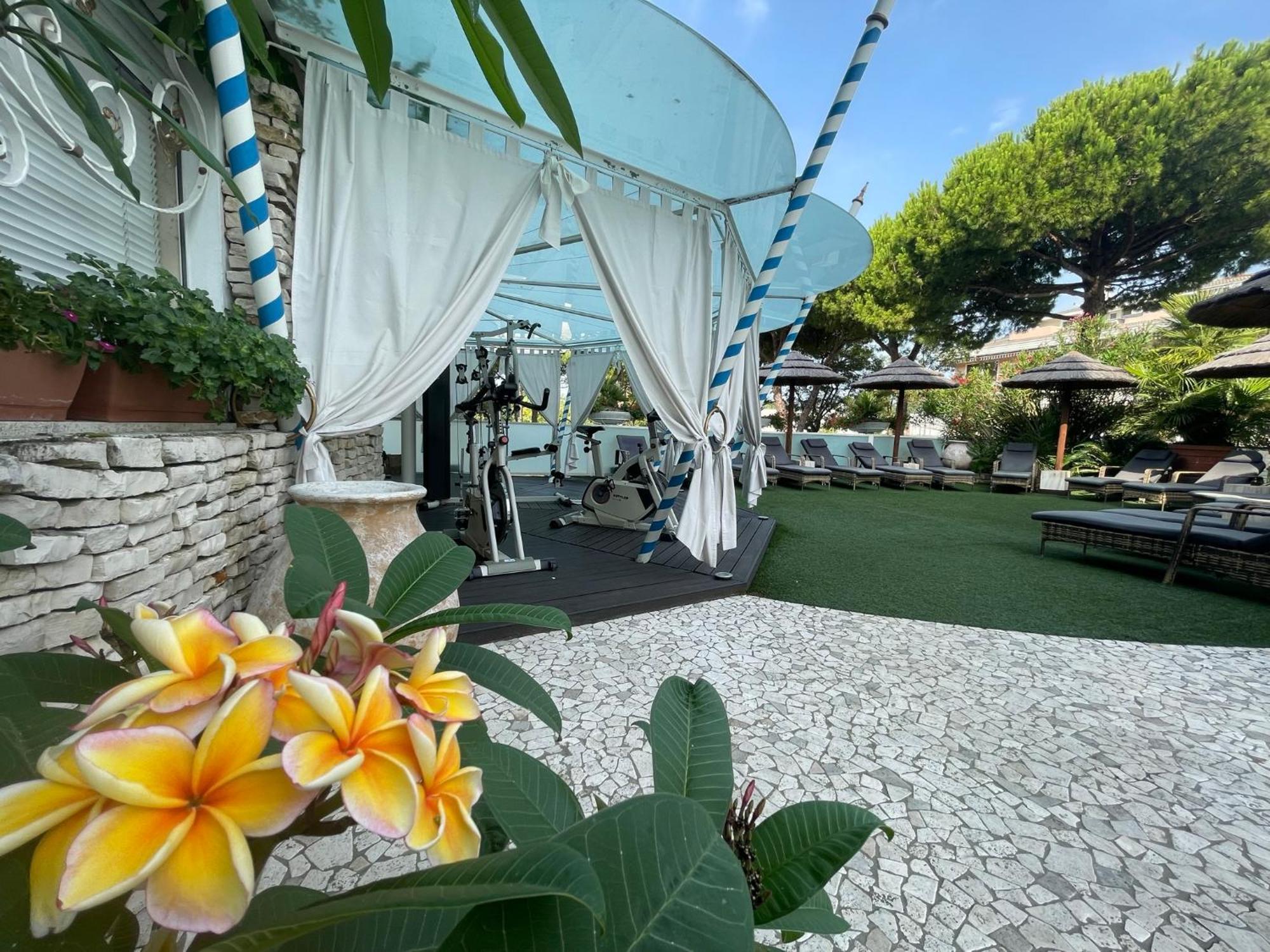Hotel Milton Lido di Jesolo Esterno foto